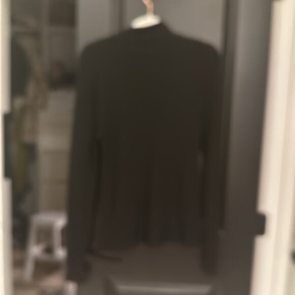 Faherty top - Picture 3 of 3